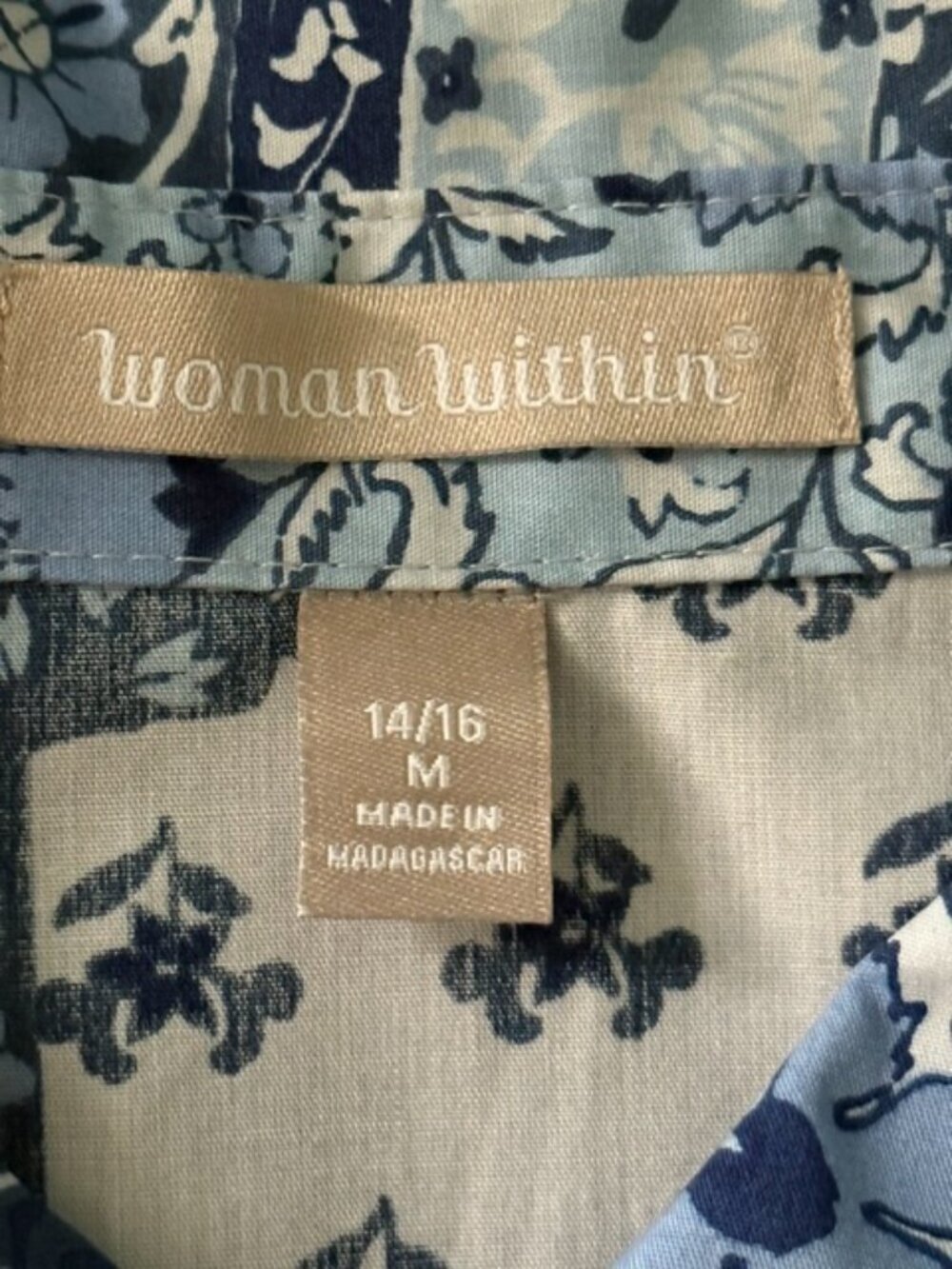 Woman Within Perfect Sleeveless Shirt French Blue Patched Paisley Plus 14/16 NWO - Picture 14 of 16